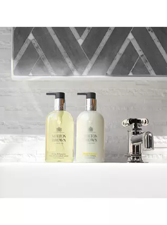 Molton Brown Orange & Bergamot Fine Liquid Hand Wash 300ml