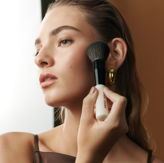 Bobbi Brown Bronzing Powder 9g - Shade : Golden Natural