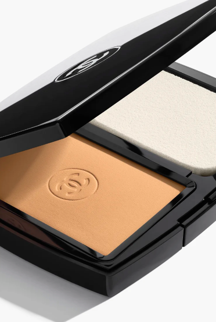 Chanel Ultra Le Teint Teint Compact Flawless Finish Foundation13g - Shade : BD91