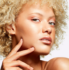 Mac Extra Dimension Skinfinish 9G - Shade : Oh Darling