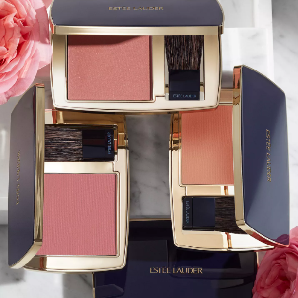 Estée Lauder Pure Colour Envy Sculpting Blush 7g - Shade : 220 Pink Kiss