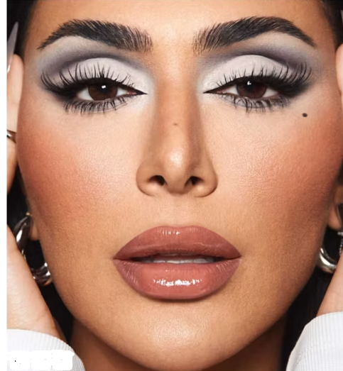 Huda Beauty Creamy Obsessions Eyeshadow Palette 8.22g - Shade : Greige Creamy Obsessions
