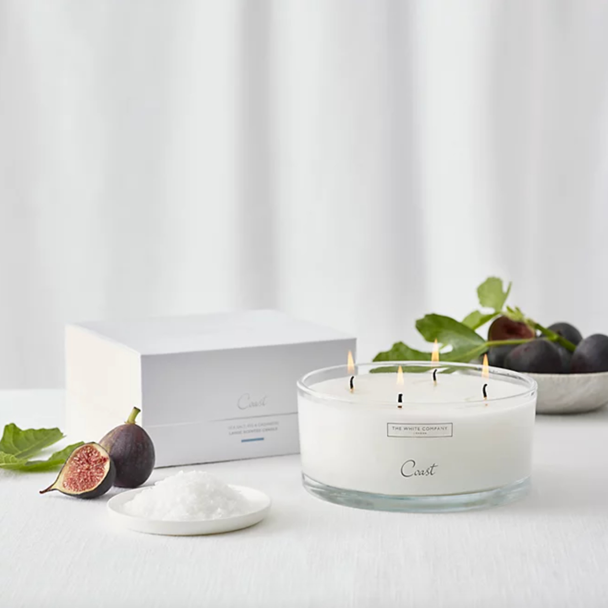 The White Company London Coast Large Scented Candle 710g