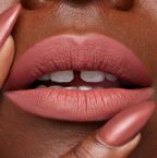 Huda Beauty Liquid Matte Liquid Lipstick 4.2ml - Shade: Bombshell