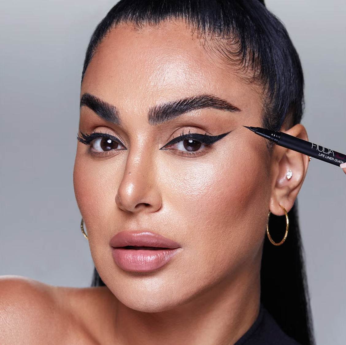 Huda Beauty Quick ‘n Easy Precision Liquid Liner 1ml - Shade: Very Vanta (Extreme Black)