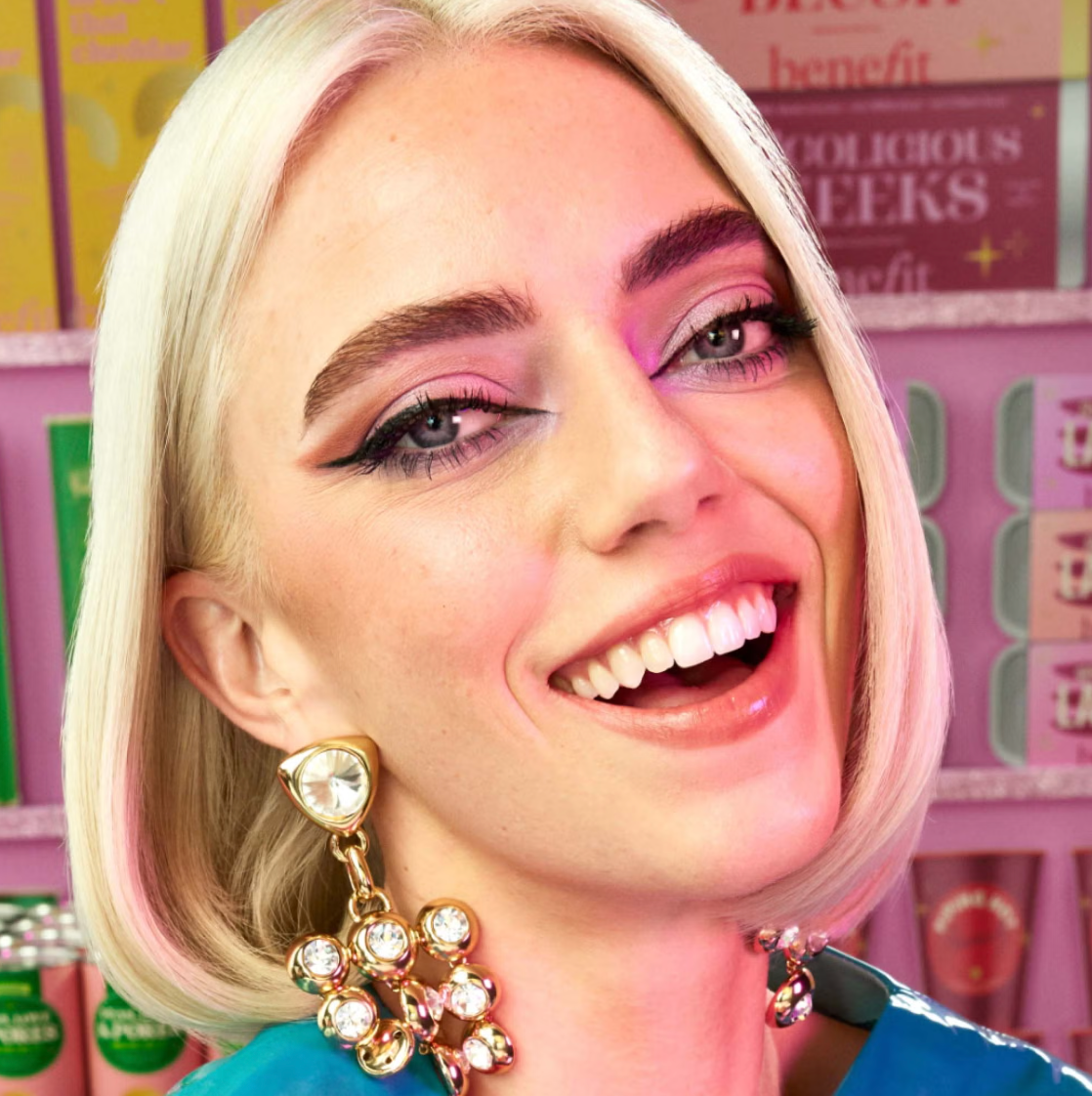 Benefit Treat Yourself Gorgeous! Limited Edition Eyeshadow and Blush Palette