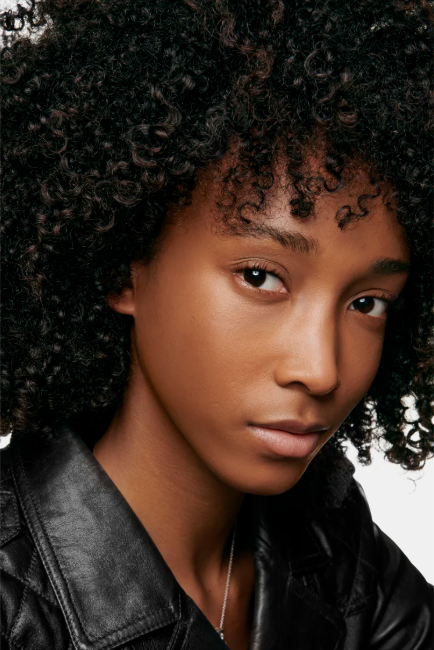 Chanel Les Beiges Water-Fresh Complexion Touch with Micro-Droplet Pigments, Even-Illuminate-Hydrate 20ml -Shade : B110