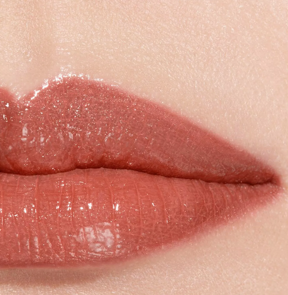 Chanel Rouge Coco Baume – Shine Hydrating Beautifying Tinted Lip Balm 3g - Shade: 752 Honey Bliss